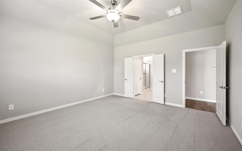 2132 Mustang Way, Seagoville, TX 75159, 5 Habitaciones Habitaciones , ,3 BañosBaños,Residential,En Venta,2132 Mustang Way,0,21094236