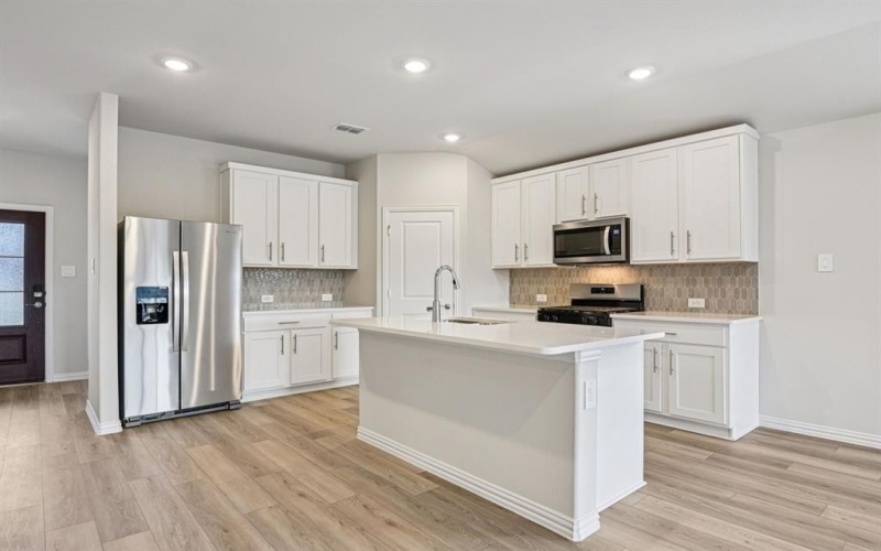 2130 Mustang Way, Seagoville, TX 75159, 3 Bedrooms Bedrooms, ,2 BathroomsBathrooms,Residential,For Sale,2130 Mustang Way,0,21094237