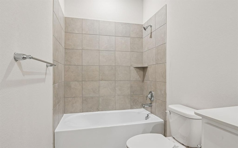 2130 Mustang Way, Seagoville, TX 75159, 3 Bedrooms Bedrooms, ,2 BathroomsBathrooms,Residential,For Sale,2130 Mustang Way,0,21094237