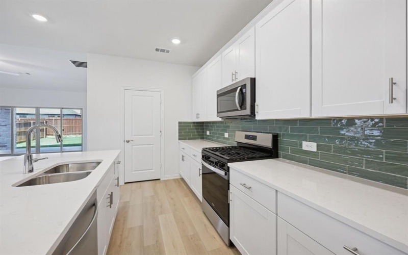 507 Midnight Oak Drive, McKinney, TX 75069, 4 Habitaciones Habitaciones , ,3 BañosBaños,Residential,En Venta,507 Midnight Oak Drive,0,21094238