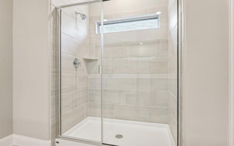 501 Midnight Oak Drive, McKinney, TX 75069, 5 Habitaciones Habitaciones , ,3 BañosBaños,Residential,En Venta,501 Midnight Oak Drive,0,21094241