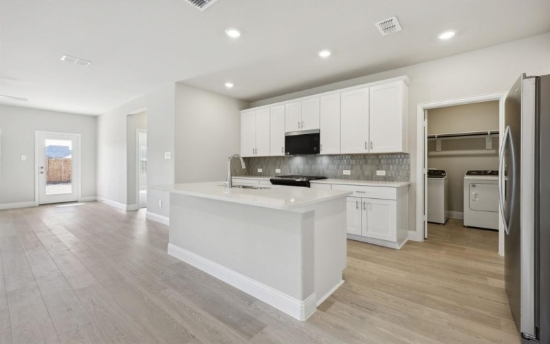 1210 Booker Drive, McKinney, TX 75069, 4 Habitaciones Habitaciones , ,2 BañosBaños,Residential,En Venta,1210 Booker Drive,0,21094246