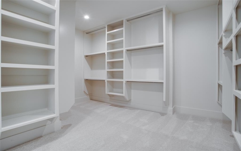 1784 Jilian Drive, Gunter, TX 75058, 4 Bedrooms Bedrooms, ,6 BathroomsBathrooms,Residential,For Sale,1784 Jilian Drive,0,21097372