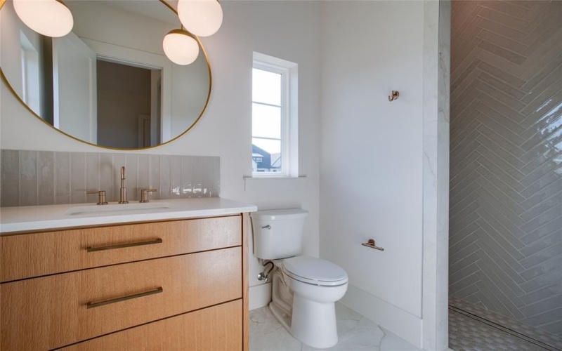 1784 Jilian Drive, Gunter, TX 75058, 4 Bedrooms Bedrooms, ,6 BathroomsBathrooms,Residential,For Sale,1784 Jilian Drive,0,21097372