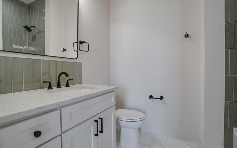 1784 Jilian Drive, Gunter, TX 75058, 4 Bedrooms Bedrooms, ,6 BathroomsBathrooms,Residential,For Sale,1784 Jilian Drive,0,21097372