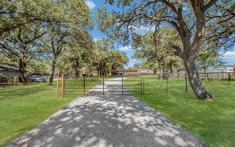 6643 FM 2123, Paradise, TX 76073, 5 Bedrooms Bedrooms, ,3 BathroomsBathrooms,Residential,For Sale,6643 FM 2123,0,21097587