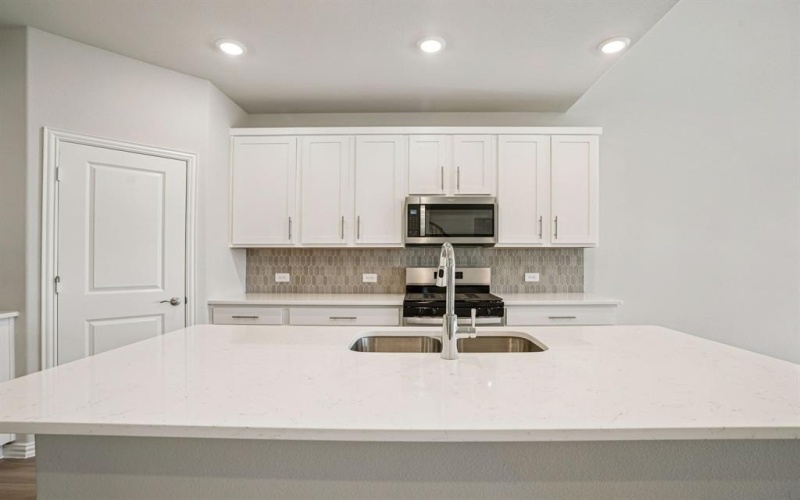 806 Edgehurst Drive, Princeton, TX 75071, 5 Bedrooms Bedrooms, ,3 BathroomsBathrooms,Residential,For Sale,806 Edgehurst Drive,0,21094259