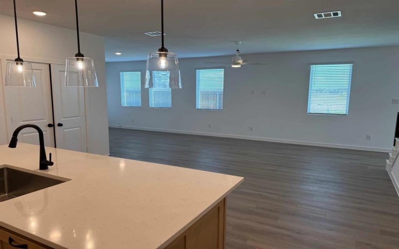 14245 Harden Street, Pilot Point, TX 76258, 4 Habitaciones Habitaciones , ,2 BañosBaños,Residential,En Venta,14245 Harden Street,0,21098941