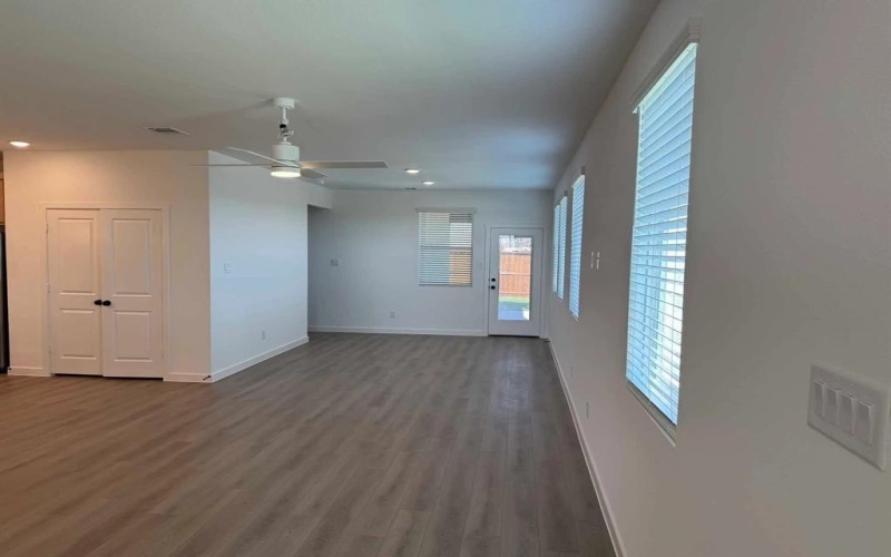 14245 Harden Street, Pilot Point, TX 76258, 4 Habitaciones Habitaciones , ,2 BañosBaños,Residential,En Venta,14245 Harden Street,0,21098941