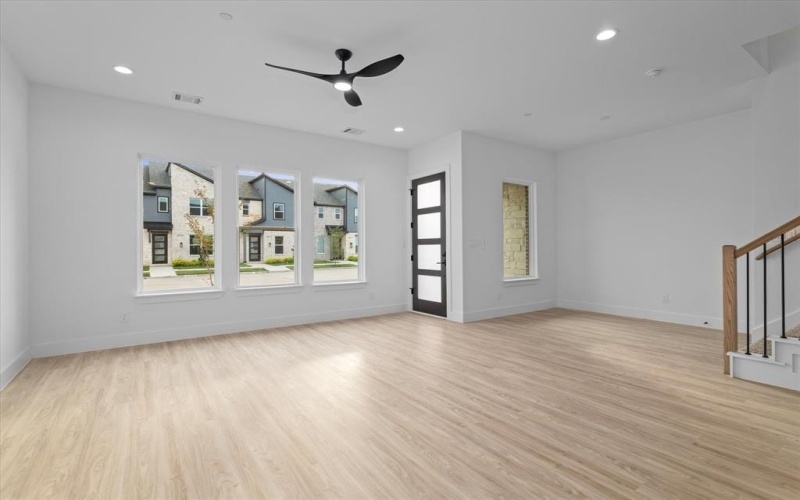 8918 Lowell Street, Rowlett, TX 75089, 3 Bedrooms Bedrooms, ,2 BathroomsBathrooms,Residential,For Sale,8918 Lowell Street,0,21099232