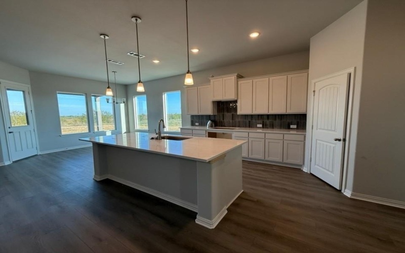 90 Big Bend Trail, Valley View, TX 76272, 4 Bedrooms Bedrooms, ,3 BathroomsBathrooms,Residential,For Sale,90 Big Bend Trail,0,21098032