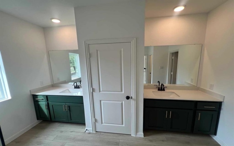 2637 Lost Maples Lane, Dallas, TX 75228, 3 Bedrooms Bedrooms, ,2 BathroomsBathrooms,Residential,For Sale,2637 Lost Maples Lane,0,21099258