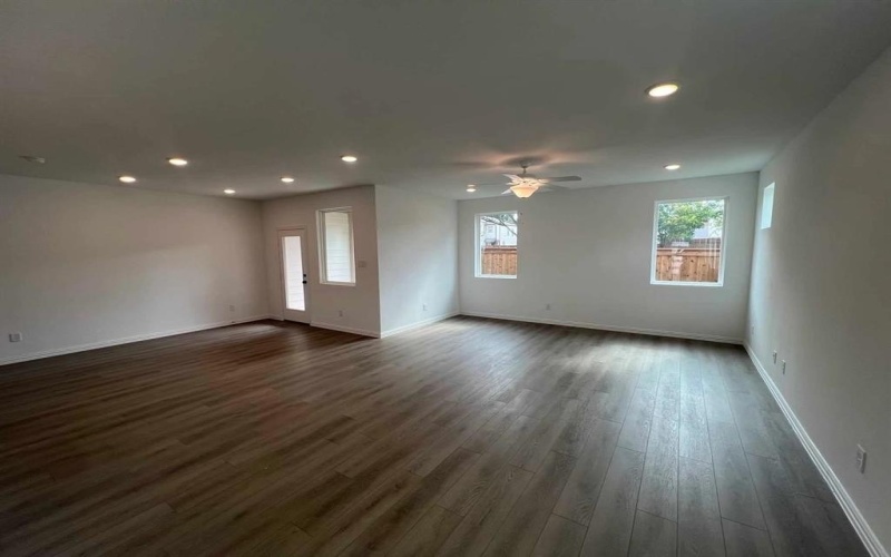 6904 Gorman Falls Trail, Dallas, TX 75228, 3 Habitaciones Habitaciones , ,2 BañosBaños,Residential,En Venta,6904 Gorman Falls Trail,0,21099279