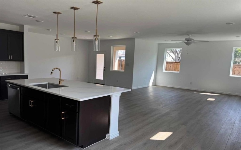 6904 Gorman Falls Trail, Dallas, TX 75228, 3 Habitaciones Habitaciones , ,2 BañosBaños,Residential,En Venta,6904 Gorman Falls Trail,0,21099279