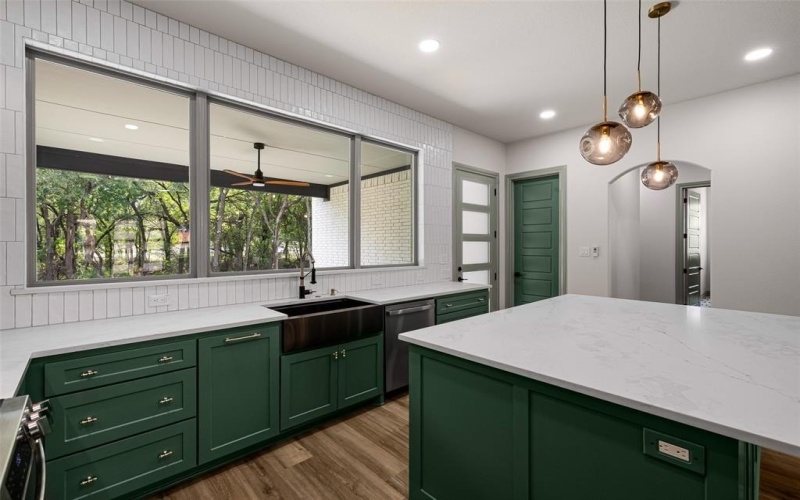 9703 Rosalie Court, Granbury, TX 76049, 3 Bedrooms Bedrooms, ,2 BathroomsBathrooms,Residential,For Sale,9703 Rosalie Court,0,21099416