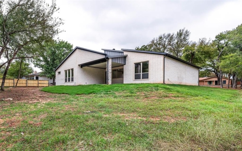 9703 Rosalie Court, Granbury, TX 76049, 3 Bedrooms Bedrooms, ,2 BathroomsBathrooms,Residential,For Sale,9703 Rosalie Court,0,21099416