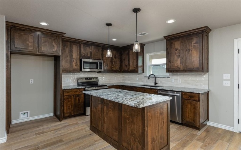 232 Prairie Street, Jacksboro, TX 76458, 3 Bedrooms Bedrooms, ,2 BathroomsBathrooms,Residential,For Sale,232 Prairie Street,0,21099419