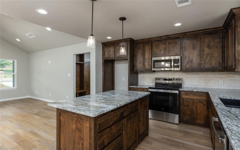 232 Prairie Street, Jacksboro, TX 76458, 3 Bedrooms Bedrooms, ,2 BathroomsBathrooms,Residential,For Sale,232 Prairie Street,0,21099419