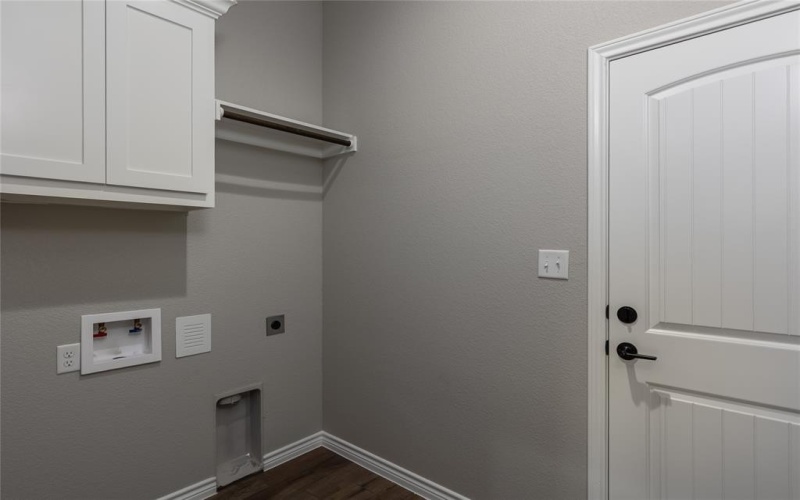 1607 W College Street, Jacksboro, TX 76458, 4 Bedrooms Bedrooms, ,2 BathroomsBathrooms,Residential,For Sale,1607 W College Street,0,21099442