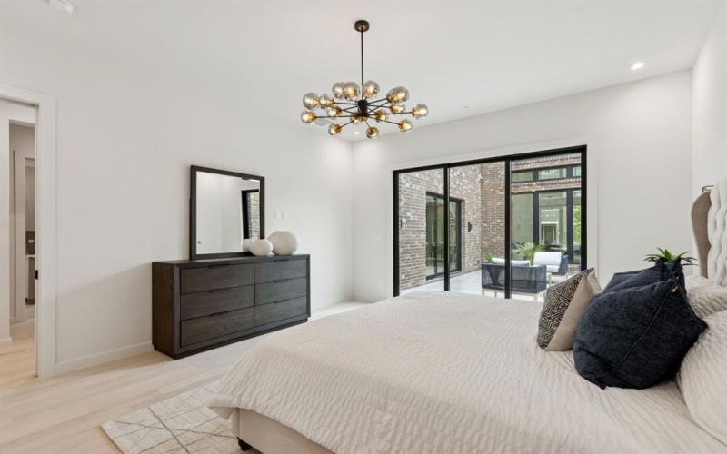 211 Morningside Drive, Roanoke, TX 76262, 3 Bedrooms Bedrooms, ,5 BathroomsBathrooms,Residential,For Sale,211 Morningside Drive,0,21098106