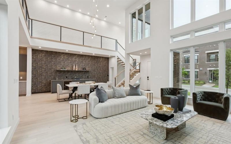 211 Morningside Drive, Roanoke, TX 76262, 3 Bedrooms Bedrooms, ,5 BathroomsBathrooms,Residential,For Sale,211 Morningside Drive,0,21098106