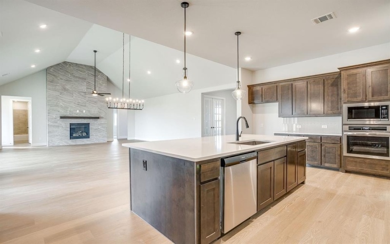 2321 Aleman Street, Waxahachie, TX 75167, 4 Bedrooms Bedrooms, ,3 BathroomsBathrooms,Residential,For Sale,2321 Aleman Street,0,21099509