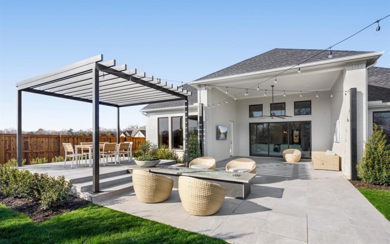 110 Birch Boulevard, Murphy, TX 75094, 4 Bedrooms Bedrooms, ,5 BathroomsBathrooms,Residential,For Sale,110 Birch Boulevard,0,21098247