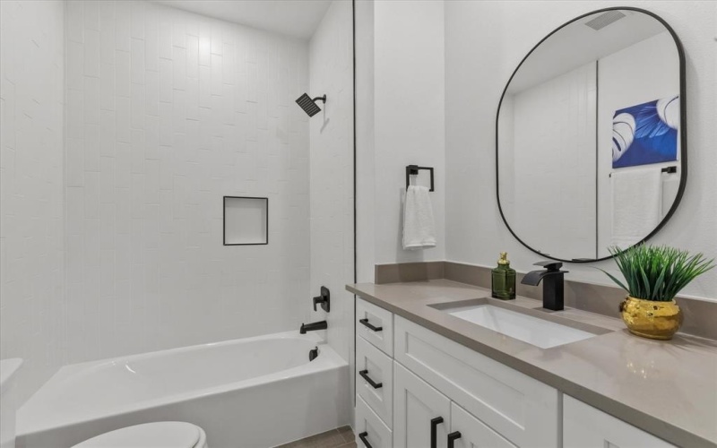 124 Homes Drive, Grand Prairie, TX 75050, 3 Habitaciones Habitaciones , ,2 BañosBaños,Residential,En Venta,124 Homes Drive,0,21099571