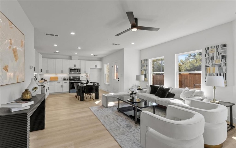 124 Homes Drive, Grand Prairie, TX 75050, 3 Habitaciones Habitaciones , ,2 BañosBaños,Residential,En Venta,124 Homes Drive,0,21099571