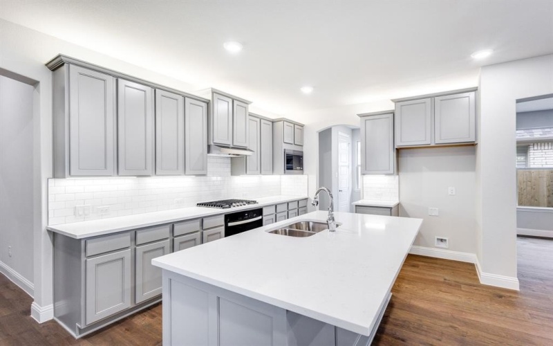 2908 Weslyan Oak Street, Bedford, TX 76021, 3 Habitaciones Habitaciones , ,3 BañosBaños,Residential,En Venta,2908 Weslyan Oak Street,0,21098294