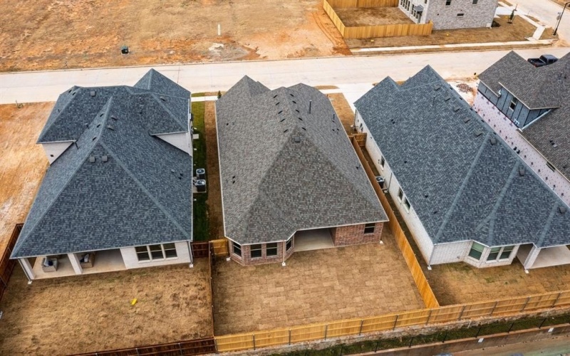 2908 Weslyan Oak Street, Bedford, TX 76021, 3 Habitaciones Habitaciones , ,3 BañosBaños,Residential,En Venta,2908 Weslyan Oak Street,0,21098294