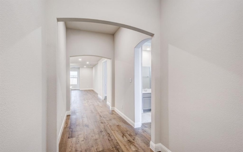 2908 Weslyan Oak Street, Bedford, TX 76021, 3 Habitaciones Habitaciones , ,3 BañosBaños,Residential,En Venta,2908 Weslyan Oak Street,0,21098294