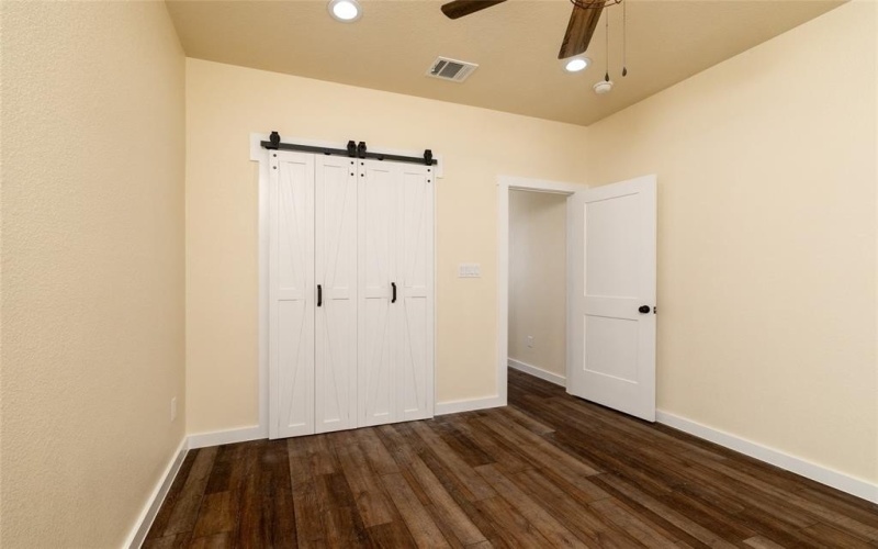 180 Cimmarron Trail, Runaway Bay, TX 76426, 3 Habitaciones Habitaciones , ,2 BañosBaños,Residential,En Venta,180 Cimmarron Trail,0,21098361