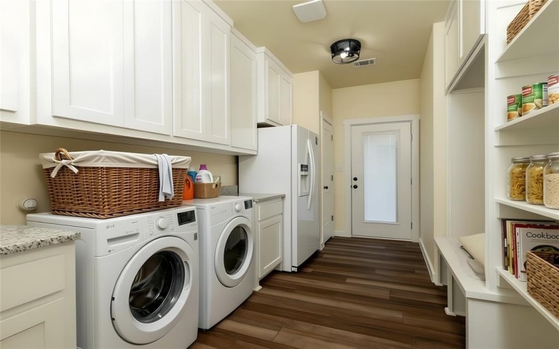 180 Cimmarron Trail, Runaway Bay, TX 76426, 3 Habitaciones Habitaciones , ,2 BañosBaños,Residential,En Venta,180 Cimmarron Trail,0,21098361