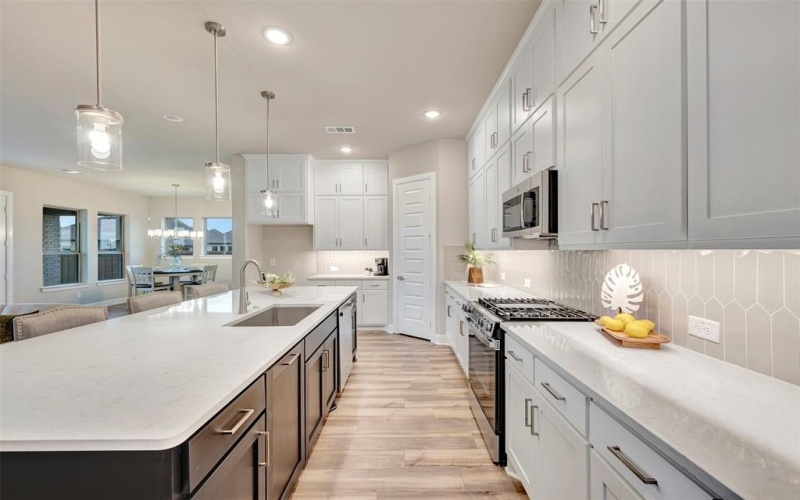 765 Shinnery Oak Way, Waxahachie, TX 75165, 4 Habitaciones Habitaciones , ,3 BañosBaños,Residential,En Venta,765 Shinnery Oak Way,0,21098423