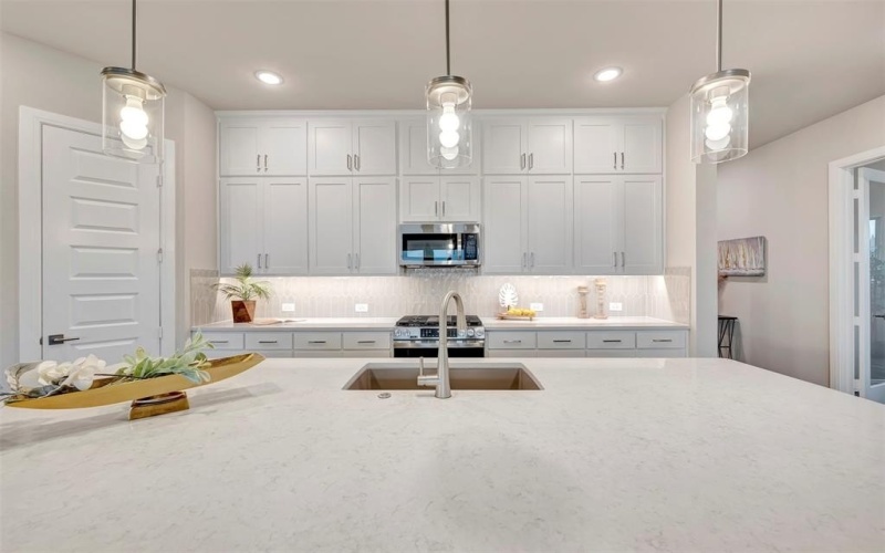 765 Shinnery Oak Way, Waxahachie, TX 75165, 4 Habitaciones Habitaciones , ,3 BañosBaños,Residential,En Venta,765 Shinnery Oak Way,0,21098423