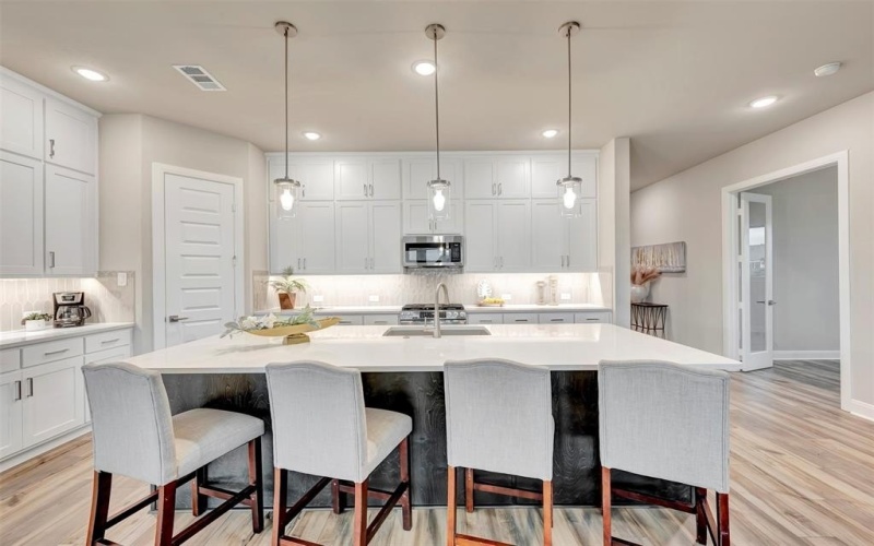 765 Shinnery Oak Way, Waxahachie, TX 75165, 4 Habitaciones Habitaciones , ,3 BañosBaños,Residential,En Venta,765 Shinnery Oak Way,0,21098423