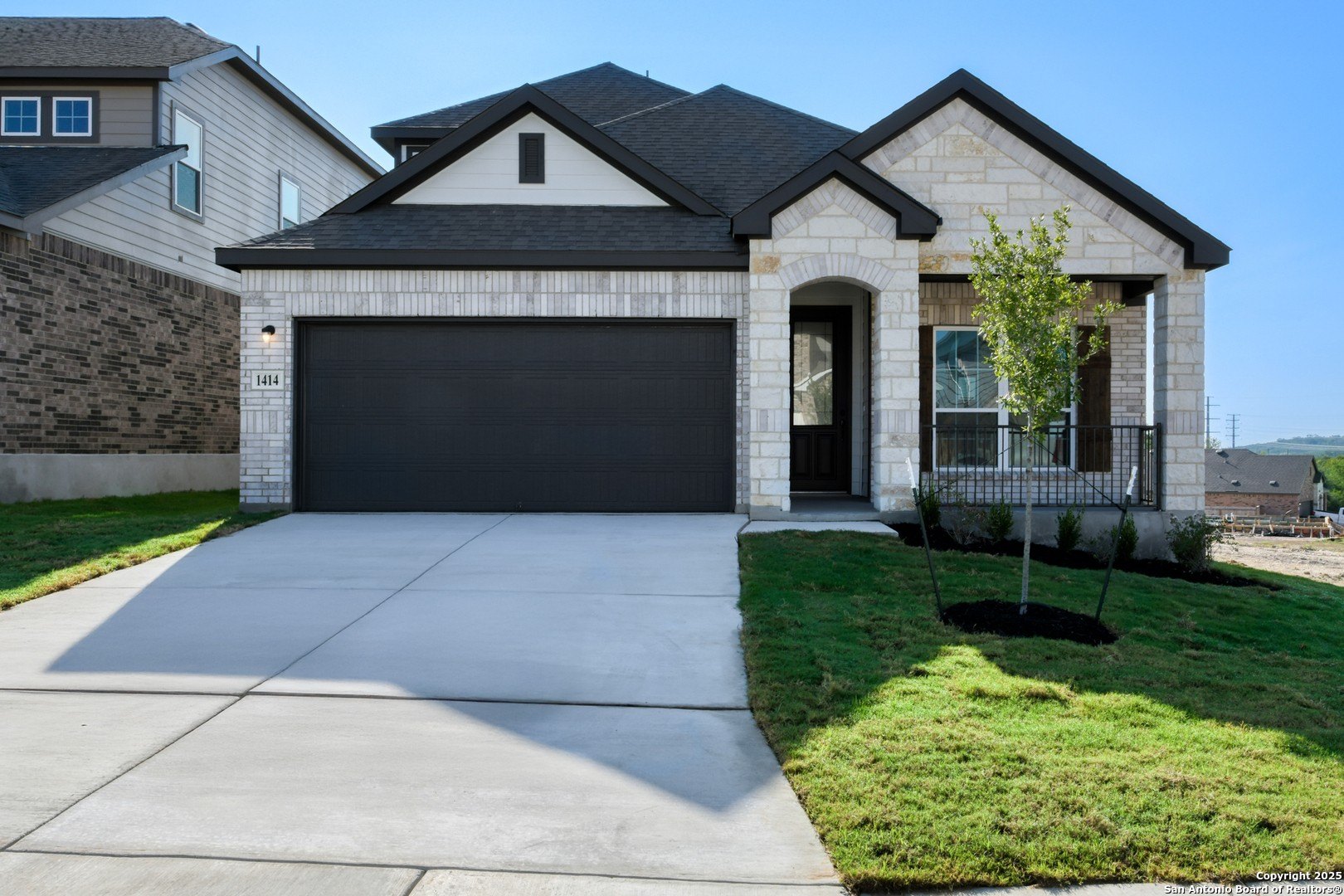 1414 Lockett Falls, San Antonio, TX 78245, 3 Bedrooms Bedrooms, ,2 BathroomsBathrooms,Residential,For Sale,1414 Lockett Falls,0,1873322