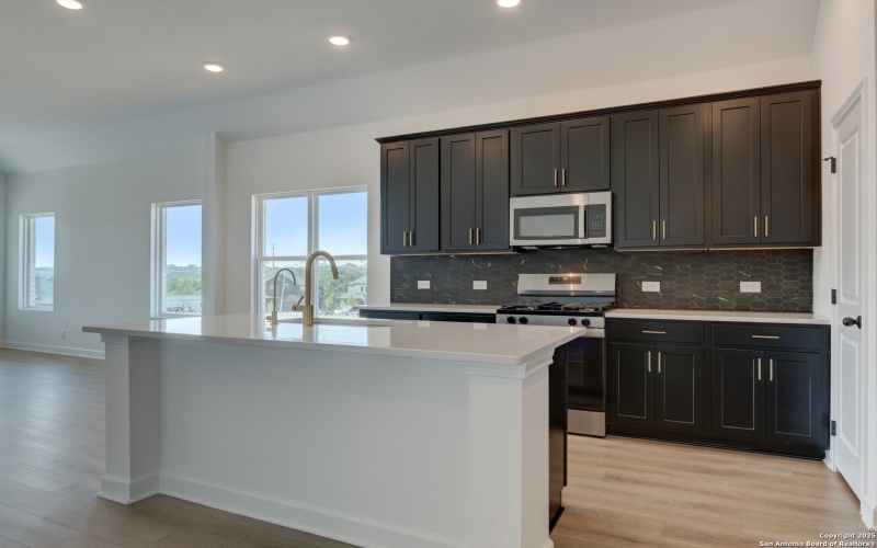 1414 Lockett Falls, San Antonio, TX 78245, 3 Bedrooms Bedrooms, ,2 BathroomsBathrooms,Residential,For Sale,1414 Lockett Falls,0,1873322