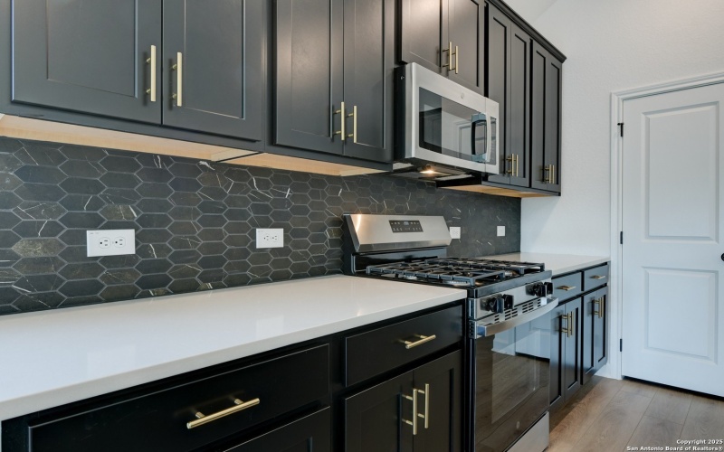 1414 Lockett Falls, San Antonio, TX 78245, 3 Bedrooms Bedrooms, ,2 BathroomsBathrooms,Residential,For Sale,1414 Lockett Falls,0,1873322