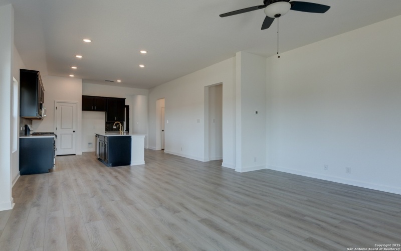 1414 Lockett Falls, San Antonio, TX 78245, 3 Bedrooms Bedrooms, ,2 BathroomsBathrooms,Residential,For Sale,1414 Lockett Falls,0,1873322