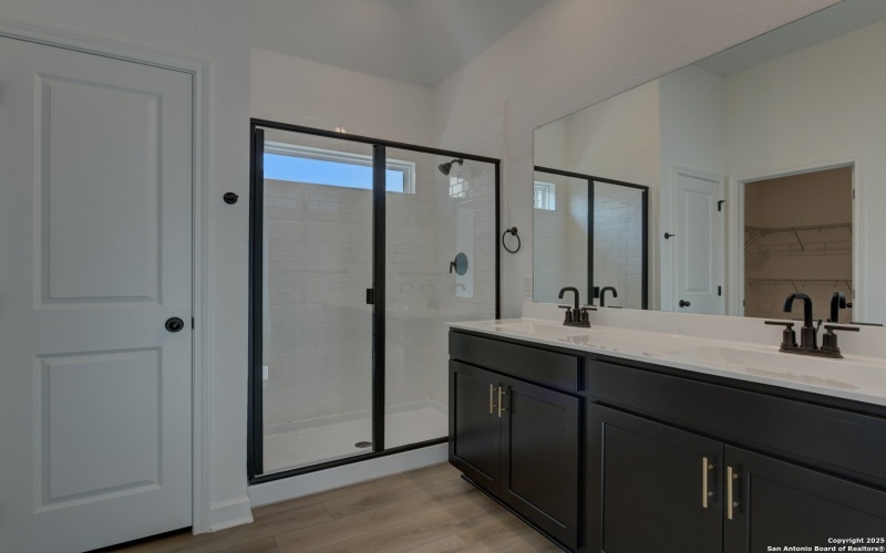 1414 Lockett Falls, San Antonio, TX 78245, 3 Bedrooms Bedrooms, ,2 BathroomsBathrooms,Residential,For Sale,1414 Lockett Falls,0,1873322