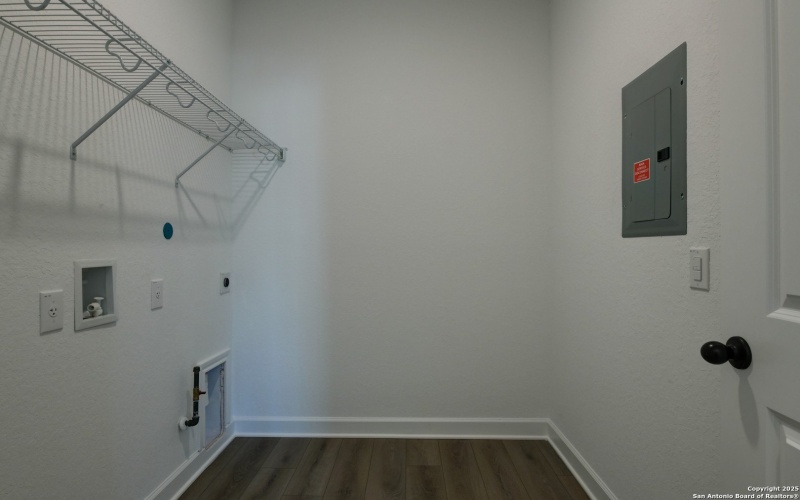 1414 Lockett Falls, San Antonio, TX 78245, 3 Bedrooms Bedrooms, ,2 BathroomsBathrooms,Residential,For Sale,1414 Lockett Falls,0,1873322