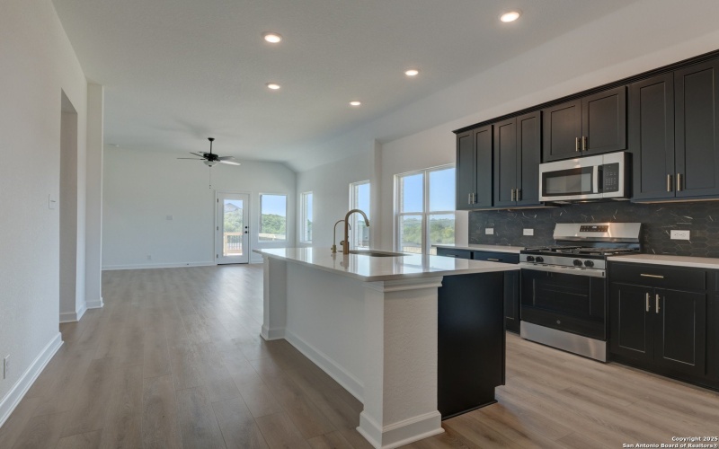 1414 Lockett Falls, San Antonio, TX 78245, 3 Bedrooms Bedrooms, ,2 BathroomsBathrooms,Residential,For Sale,1414 Lockett Falls,0,1873322