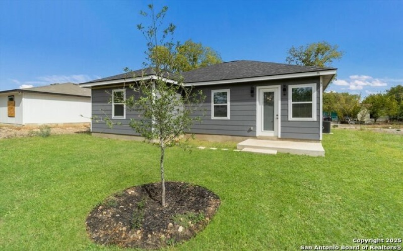 8227 Rain Dance Dr, San Antonio, TX 78242, 3 Habitaciones Habitaciones , ,2 BañosBaños,Residential,En Venta,8227 Rain Dance Dr,0,1919077