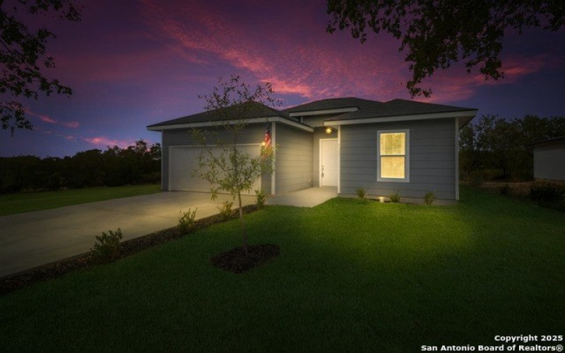 8227 Rain Dance Dr, San Antonio, TX 78242, 3 Habitaciones Habitaciones , ,2 BañosBaños,Residential,En Venta,8227 Rain Dance Dr,0,1919077