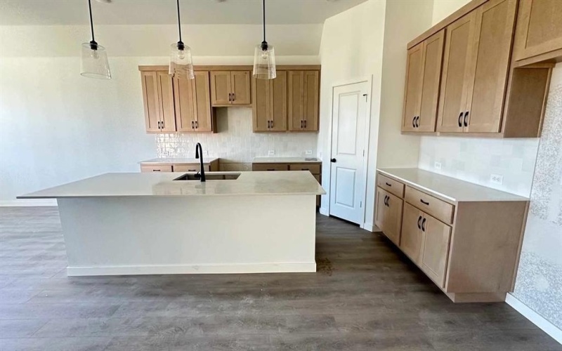 1324 Parkdale Street, Forney, TX 75126, 3 Bedrooms Bedrooms, ,2 BathroomsBathrooms,Residential,For Sale,1324 Parkdale Street,0,21098680