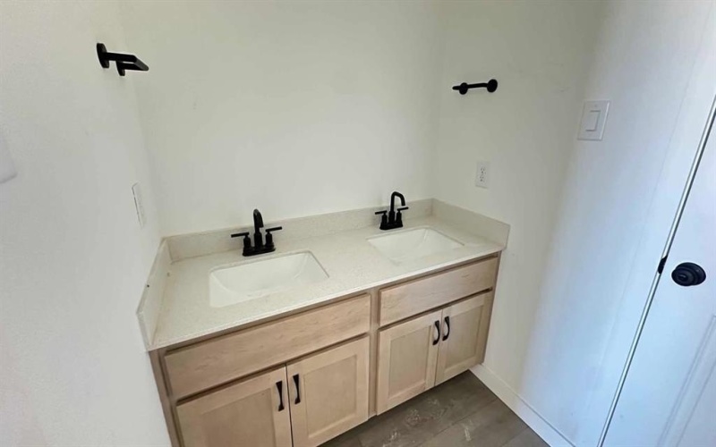 1324 Parkdale Street, Forney, TX 75126, 3 Bedrooms Bedrooms, ,2 BathroomsBathrooms,Residential,For Sale,1324 Parkdale Street,0,21098680