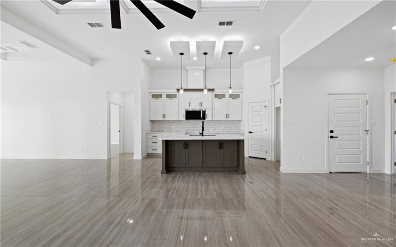 3008 E Brazil Avenue, Hidalgo, TX 78557, 3 Bedrooms Bedrooms, ,2 BathroomsBathrooms,Residential,For Sale,3008 E Brazil Avenue,0,464147