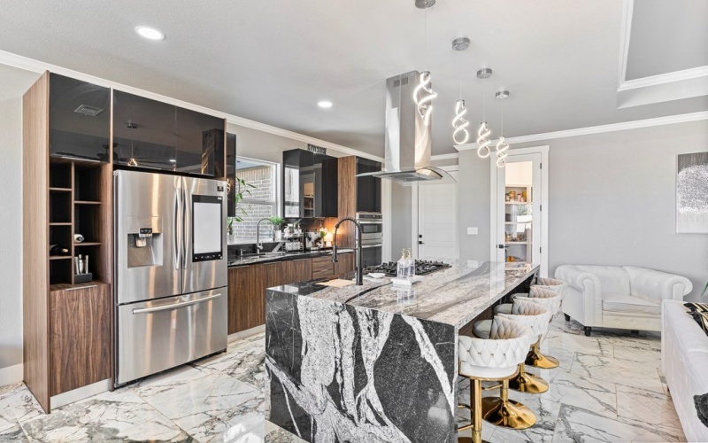 2701 Starling Dr, Midland, TX 79706, 4 Bedrooms Bedrooms, ,3 BathroomsBathrooms,Residential,For Sale,2701 Starling Dr,0,50086434